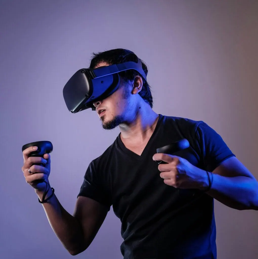 Virtual Reality Training Programs for Truck Drivers: Development and Benefits