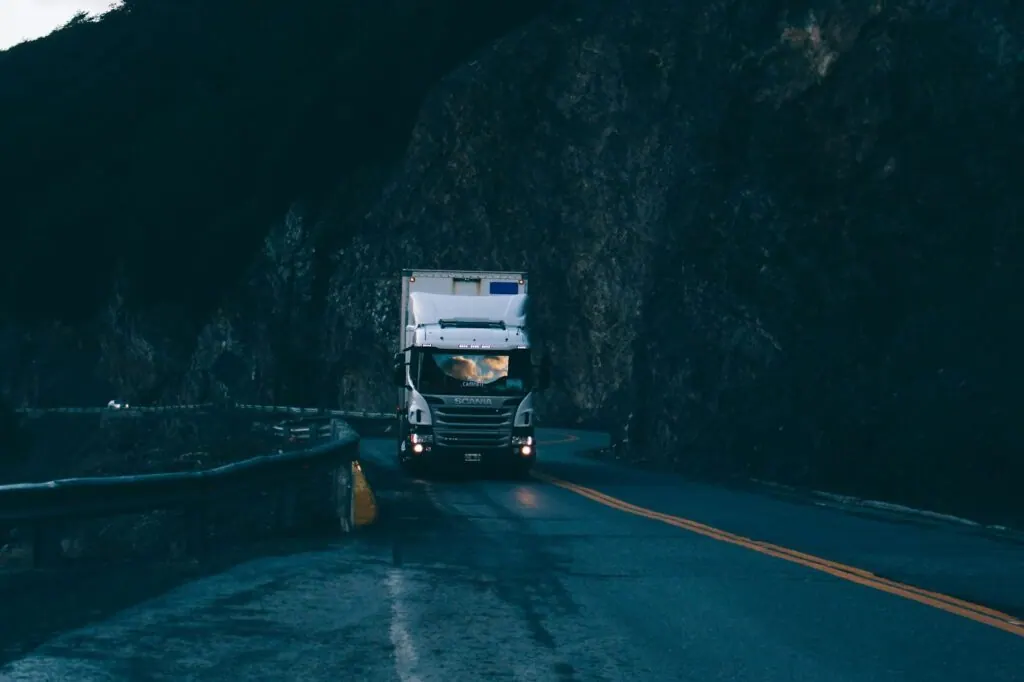 Why Facebook Ads Remain Essential for Truck Driver Recruitment